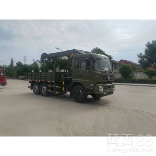 東風(fēng)六驅(qū)越野隨車(chē)吊新品上市 報(bào)價(jià)與性能全面解析